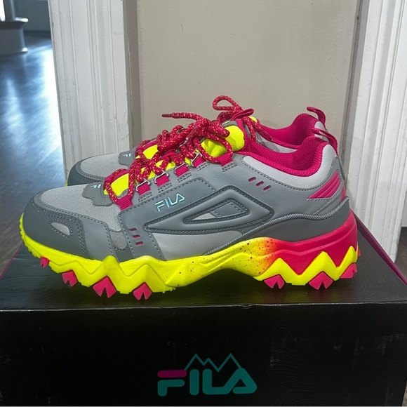 FINAL PRICE NEW Fila Kid's Oakmont Tr Shoes - Picture 5 of 5